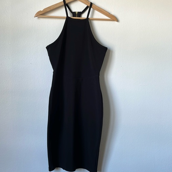 Express Black Bodycon Dress with Back Cutouts Size 2 Excellent Condition - Picture 1 of 6
